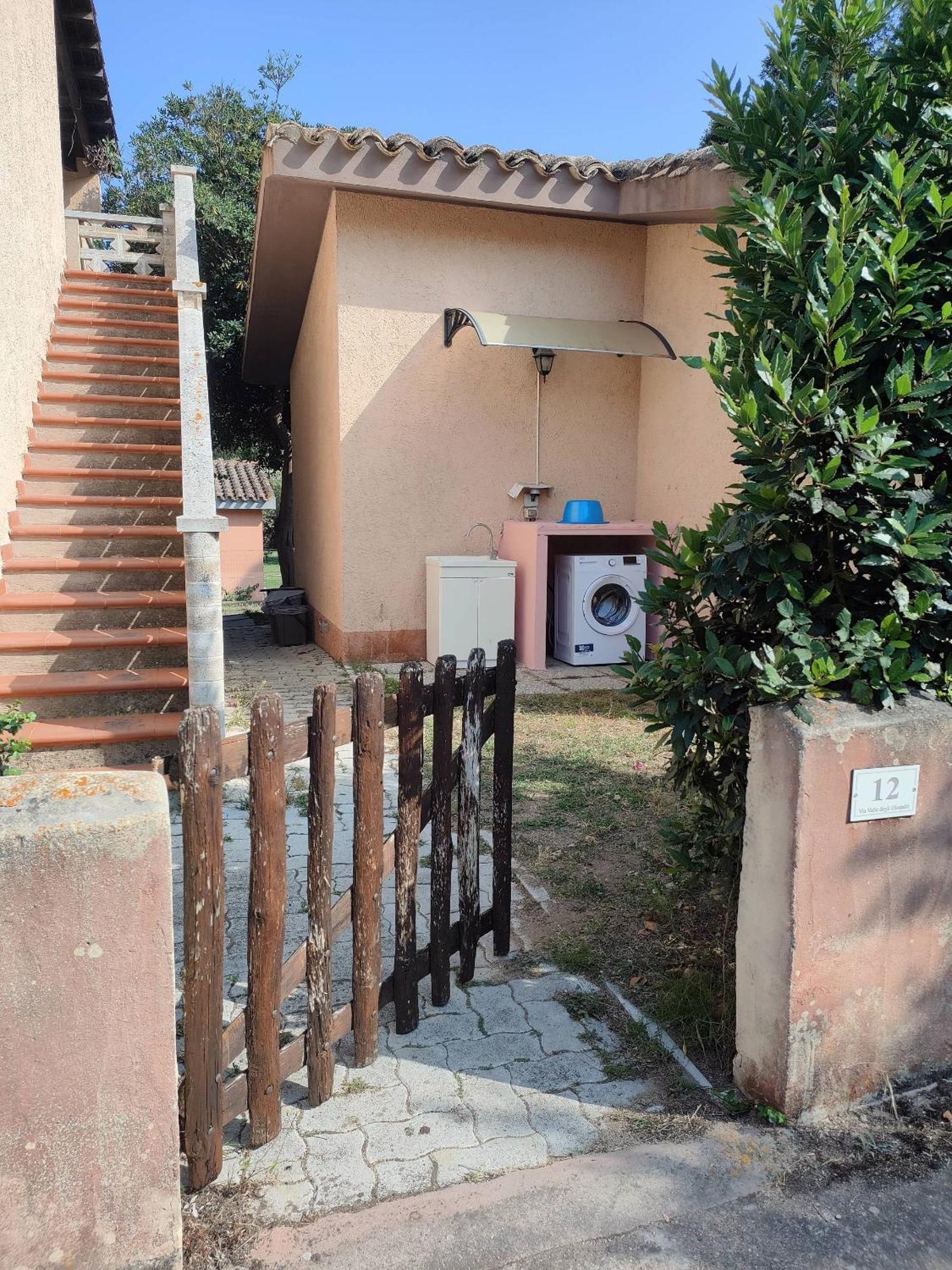 Case Natalia Costa Rei Exterior photo